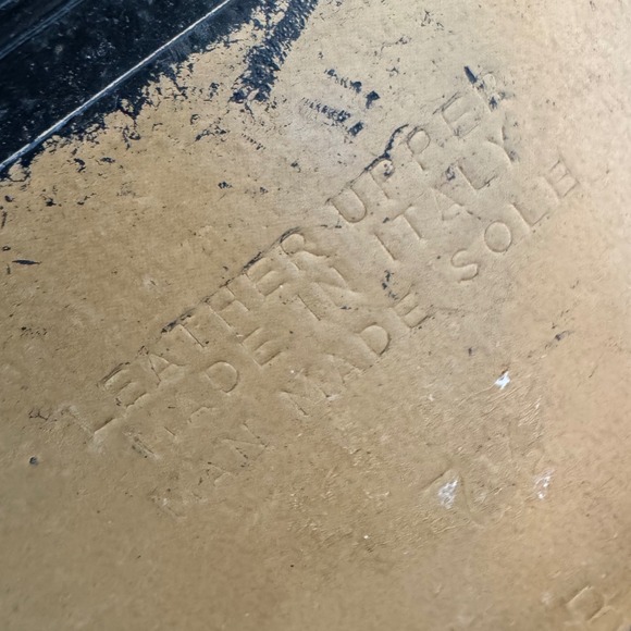 Vintage Black and Tan Heeled Boots - Picture 9 of 9